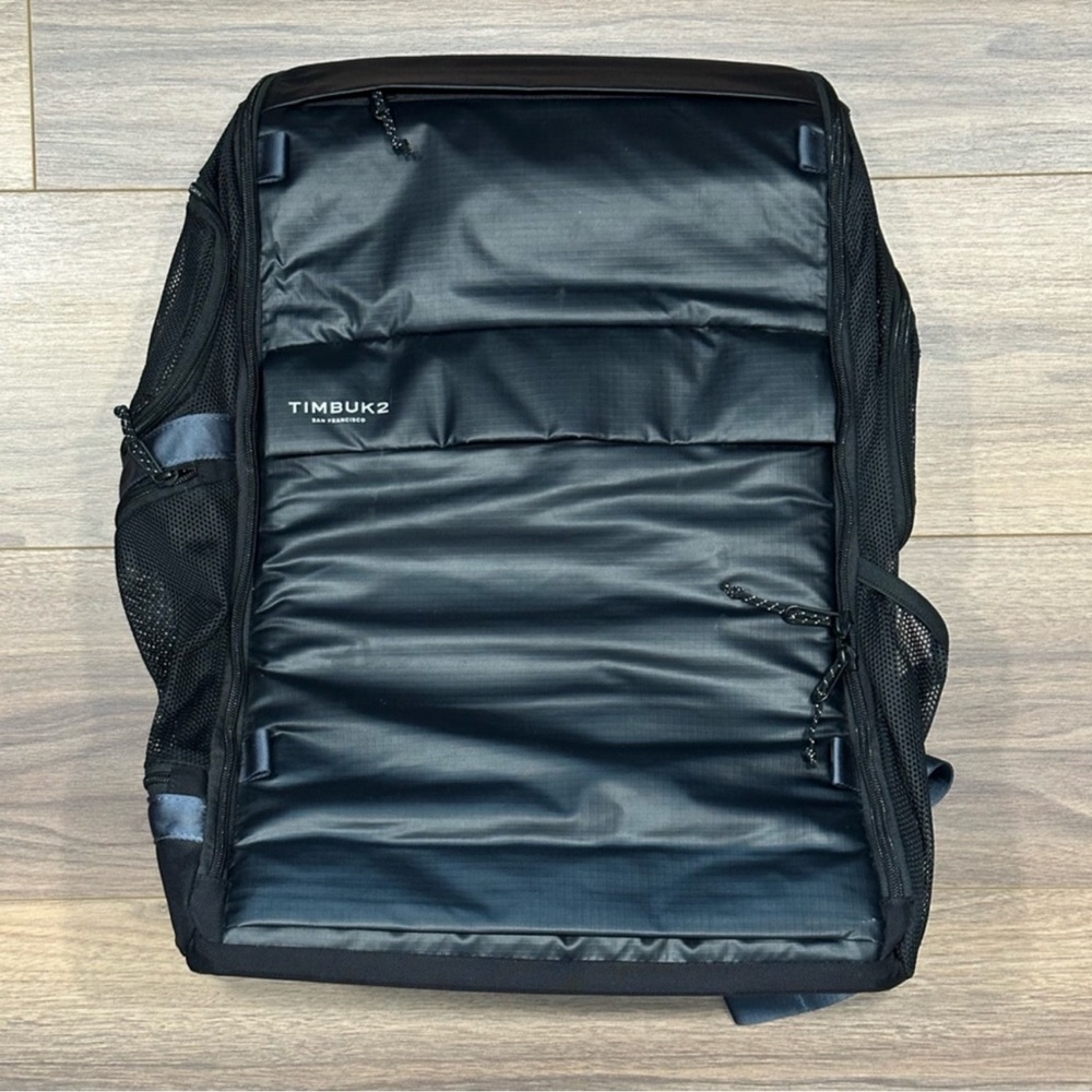 Timbuk2 Muttmover Light Pack in Black